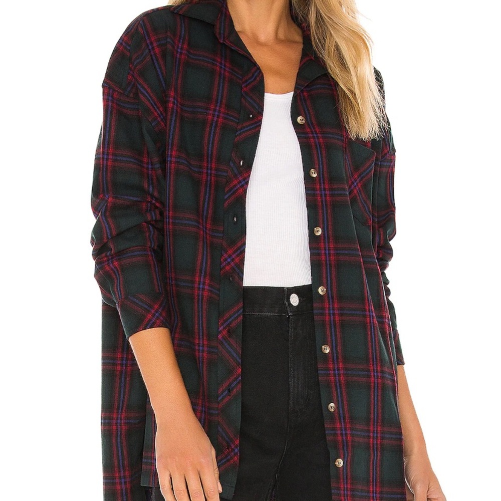 Gela Oversized Top